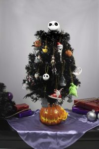 28133_Halloween_Town_Diorama