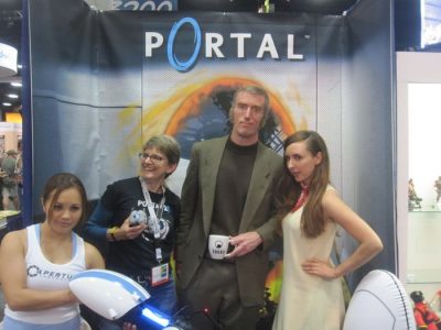 sdcc-2012-portal-event-neca-booth-19