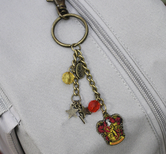 NECAOnline.com | Harry Potter DH2 - Bag Clip - "Gryffindor with Stars" **DISCONTINUED**