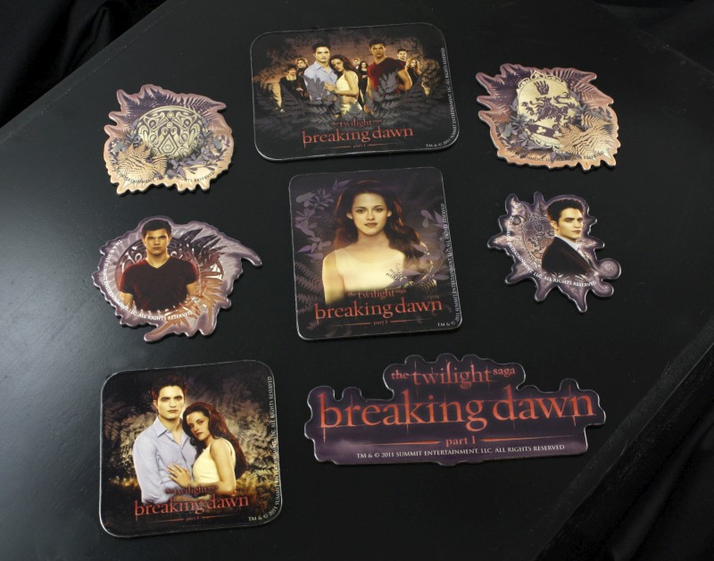 NECAOnline.com | Twilight: Breaking Dawn – 8-Pc. Magnet Set – Assorted ***DISCONTINUED***