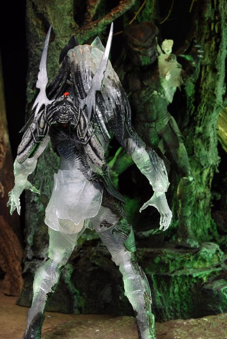 Closer Look: Predators Series 7 Camo Cloaked Falconer Figure 