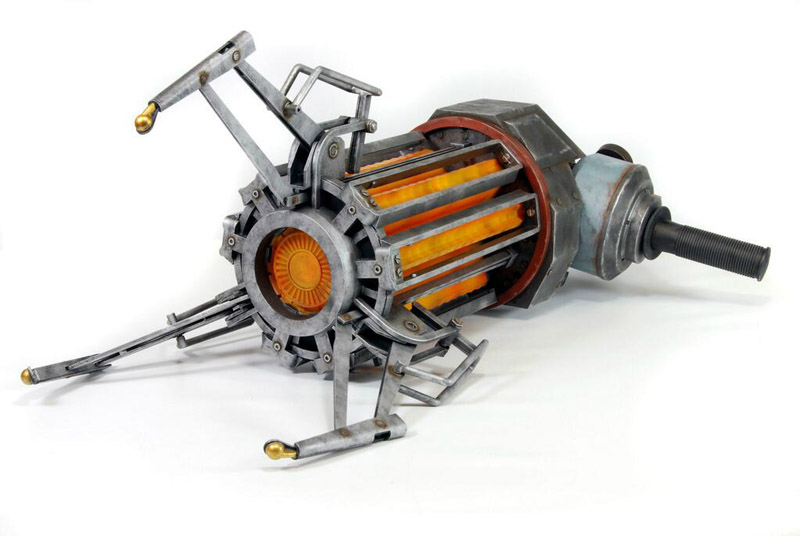 NECAOnline.com | Official Image of Half-Life 2 Zero-Point Energy Field Manipulator Replica Revealed!