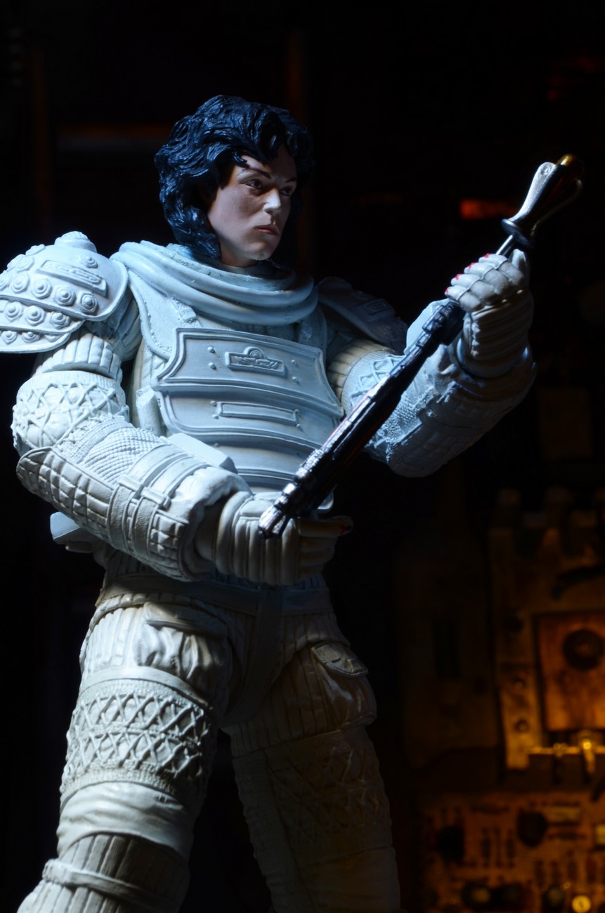 Neca Alien 35Th Anniversary Ripley Compression Suit Version 7 Inch Action  Figure