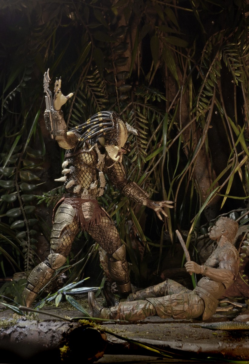 Predator Ultimate Jungle Hunter Action Figure NECA