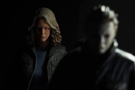 NECAOnline.com | 60687 Ultimate Michael Myers24