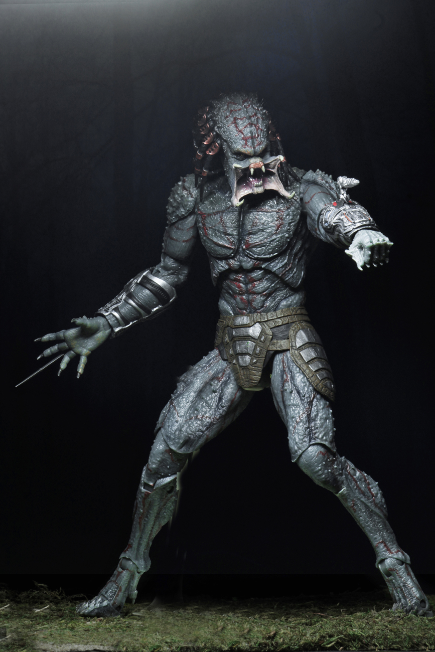 the predator deluxe armored assassin predator figure