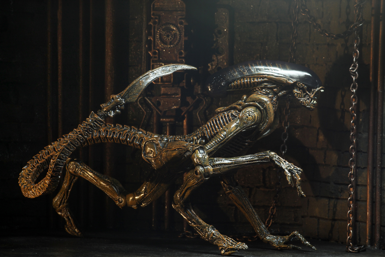 Alien 3 – 7” Scale Action Figure – Ultimate Dog Alien | NECAOnline.com