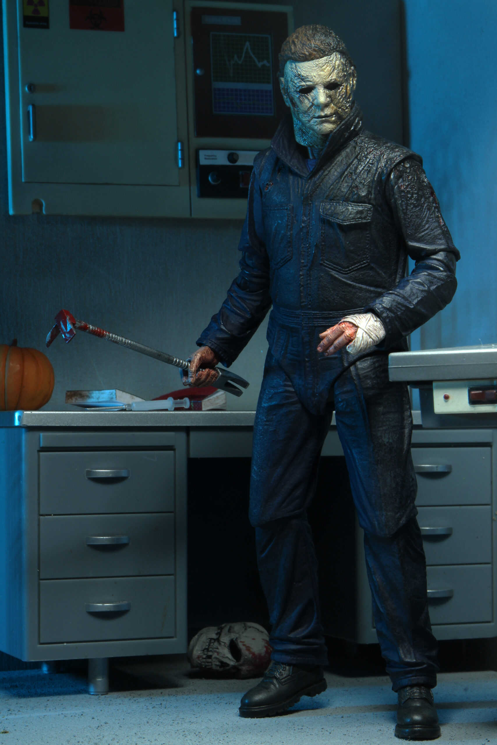 NECA Halloween Kills 7 Scale Action Figure Michael Myers 60644