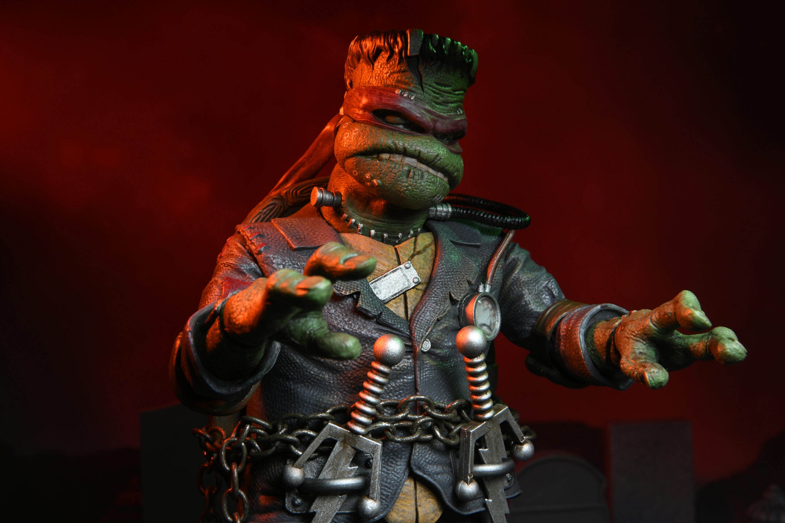 NECAOnline.com | Universal Monsters/Teenage Mutant Ninja Turtles - 7” Scale Action Figure – Ultimate Raphael as Frankenstein's Monster