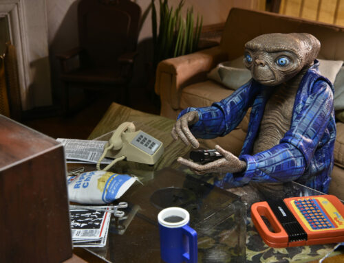 E.T. The Extra-Terrestrial 40th Anniversary – 7″ Scale Action Figure – Ultimate Telepathic E.T.